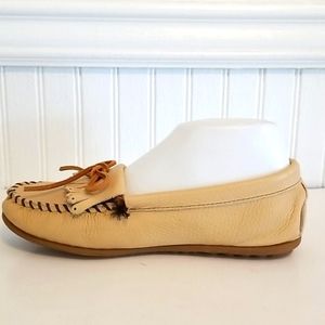 Minnetonka Nubuck Leather Moccasins Loafers